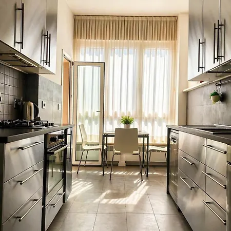 Isabella Apartments - 100Mq Nel Centro Storico Con 2 Bagni E Fino A 6 Ospiti